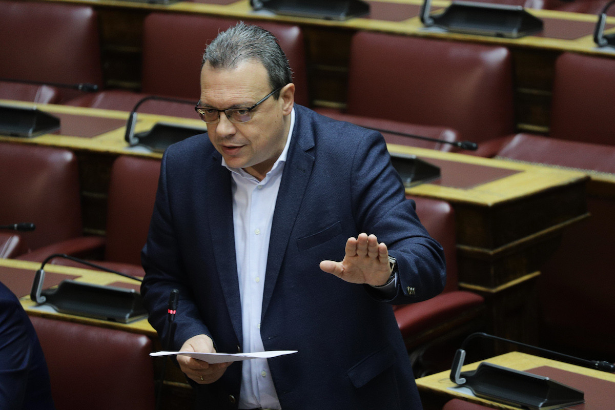 Αίτημα ονομαστικής ψηφοφορίας από τον ΣΥΡΙΖΑ για τις ιδιωτικοποιήσεις ΛΑΡΚΟ, ΔΕΔΔΗΕ και ΔΕΠΑ