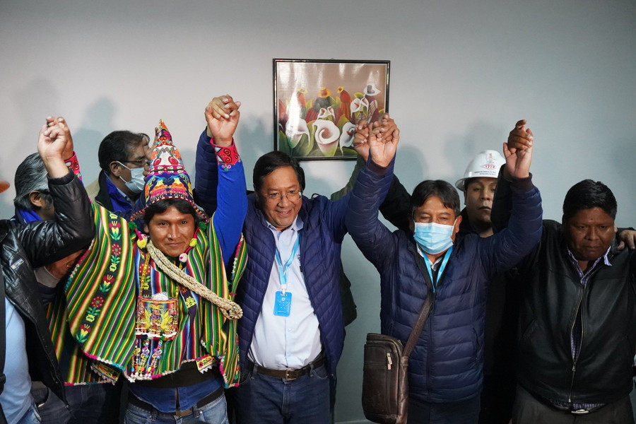Βολιβία: Θρίαμβος του υποψηφίου του κόμματος του Μοράλες, Λουίς Άρσε, στις προεδρικές εκλογές