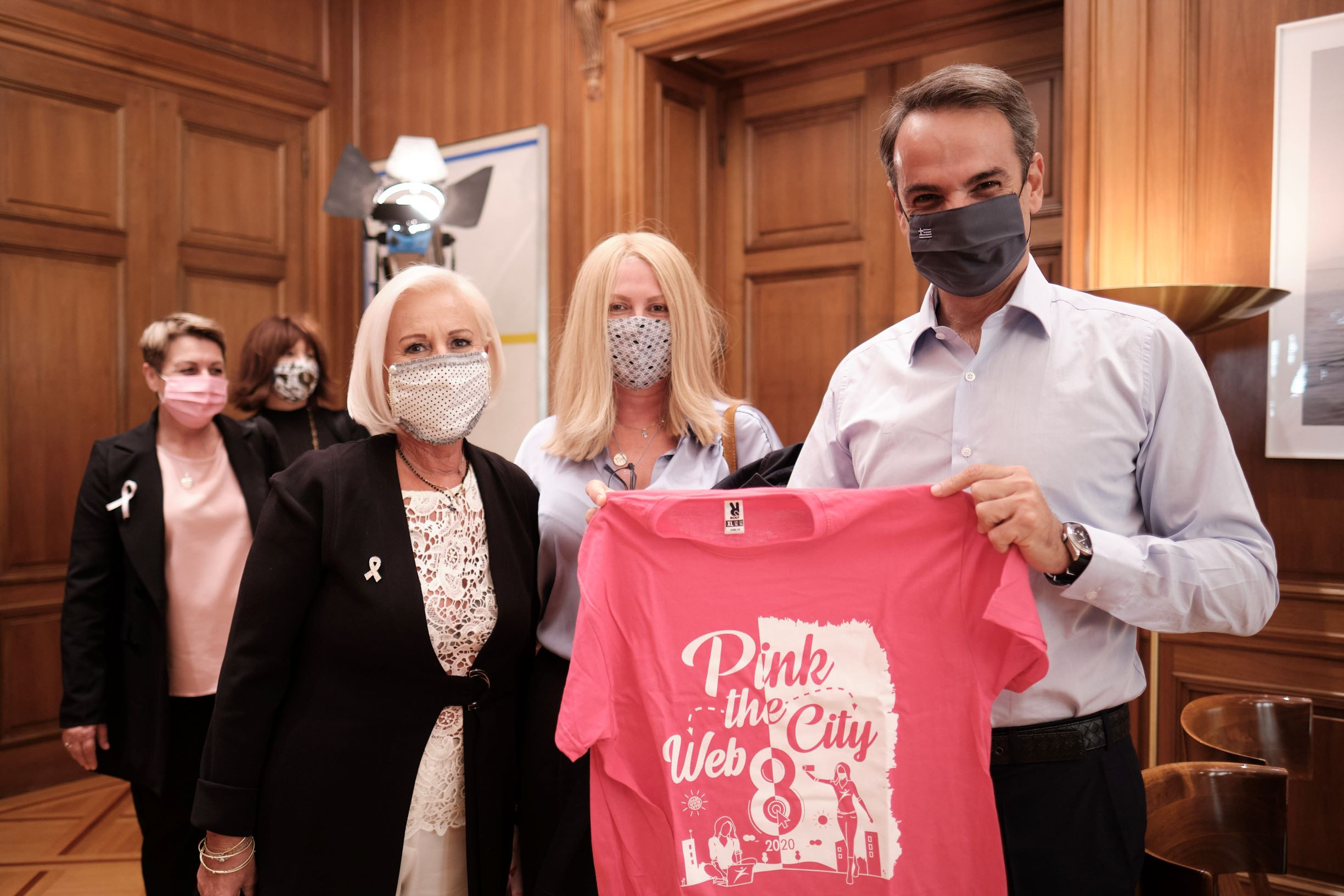 Ο Μητσοτάκης ανακοίνωσε δωρεάν πρόγραμμα μαστογραφίας που νομοθέτησε ο ΣΥΡΙΖΑ και με «κόψιμο» δικαιούχων