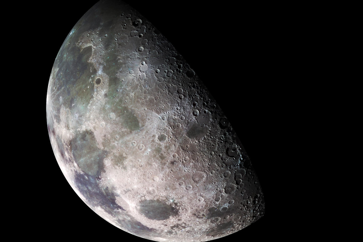 Η NASA ανακοίνωσε πως η Σελήνη έχει νερό [Βίντεο]
