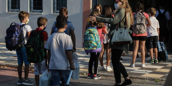 Καθηγήτρια Παιδιατρικής «αδειάζει» την κυβέρνηση για τη μετάδοση κοροναϊού σε παιδιά