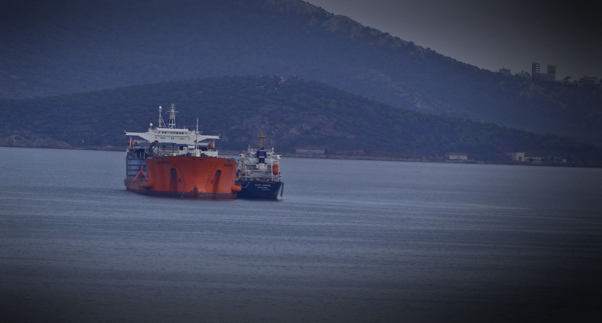 Σύγκρουση ελληνικού δεξαμενόπλοιου με τουρκικό αλιευτικό – Νεκροί τέσσερις αλιείς