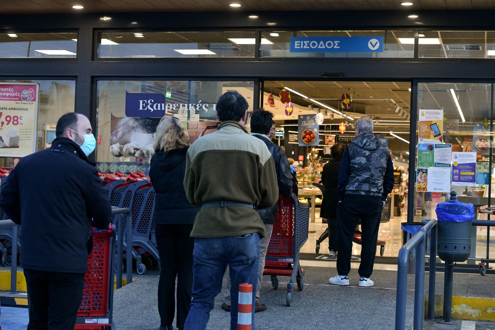 Αλλαγές στο ωράριο των super market εξαιτίας απαγόρευσης νυχτερινής κυκλοφορίας