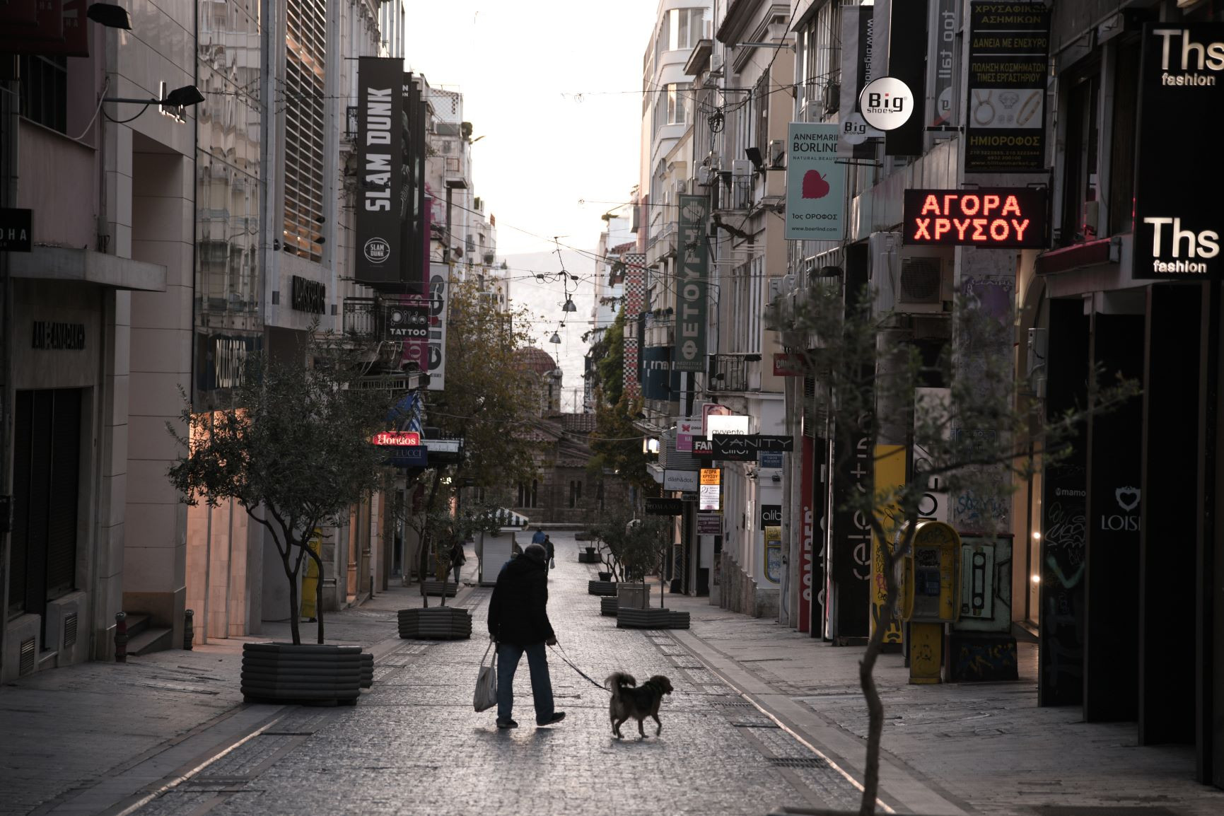 ΟΟΣΑ για Ελλάδα: Ύφεση 10% για φέτος, ανάπτυξη μόλις 0,9% το 2021