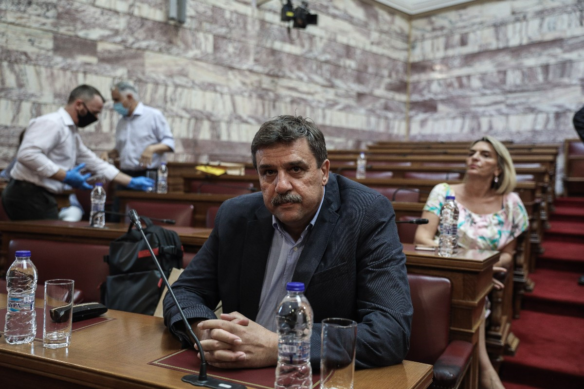 Ερώτηση 40 βουλευτών του ΣΥΡΙΖΑ : Πανδημία κακοδιοίκησης, αυταρχισμού και ανεπαρκούς προστασίας των εργαζομένων στα νοσοκομεία