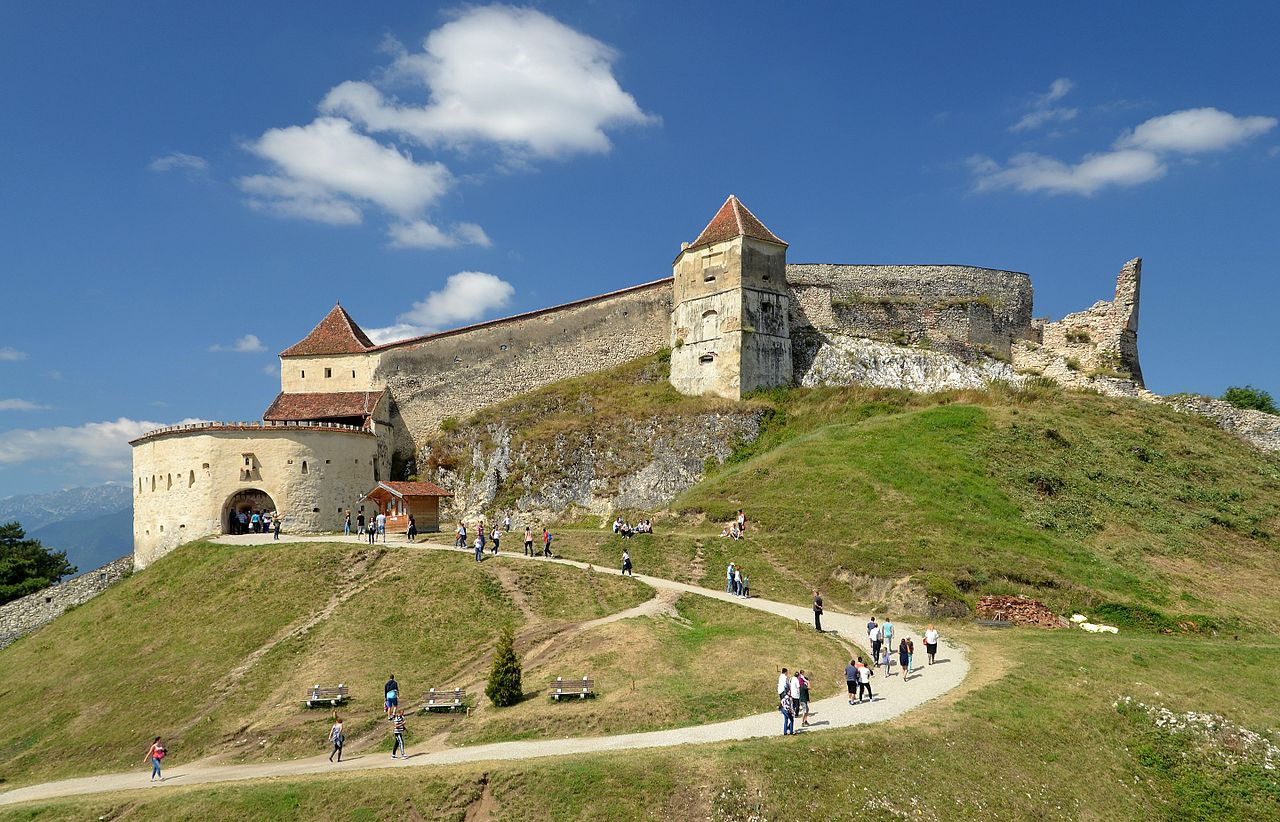 Τα μεσαιωνικά σαξονικά κάστρα της Τρανσυλβανίας και ο θρύλος του Ρασνόφ
