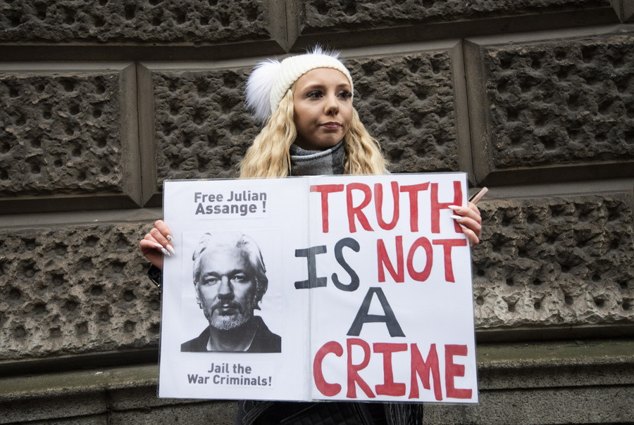 Η βρετανική δικαιοσύνη αποφάσισε κατά της αποφυλάκισης με εγγύηση του Τζούλιαν Ασάνζ
