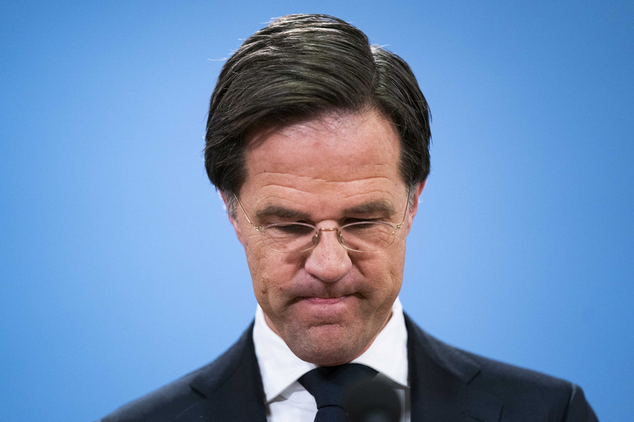 Ολλανδία: Παραιτήθηκε η κυβέρνηση λόγω του σκανδάλου στα οικογενειακά επιδόματα