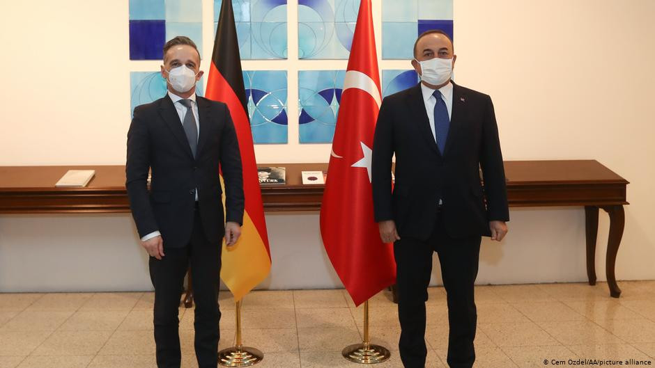 FAZ: Το Βερολίνο θεωρεί «μαξιμαλιστικές» τις θέσεις της Ελλάδας στη διένεξη με την Τουρκία