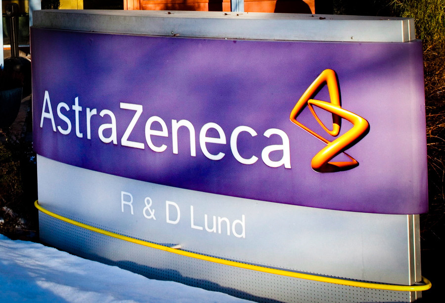 Αποκαλύψεις από την AstraZeneca για τη συμφωνία με την ΕΕ: «Δεν υπάρχει δέσμευση για αριθμό εμβολίων»