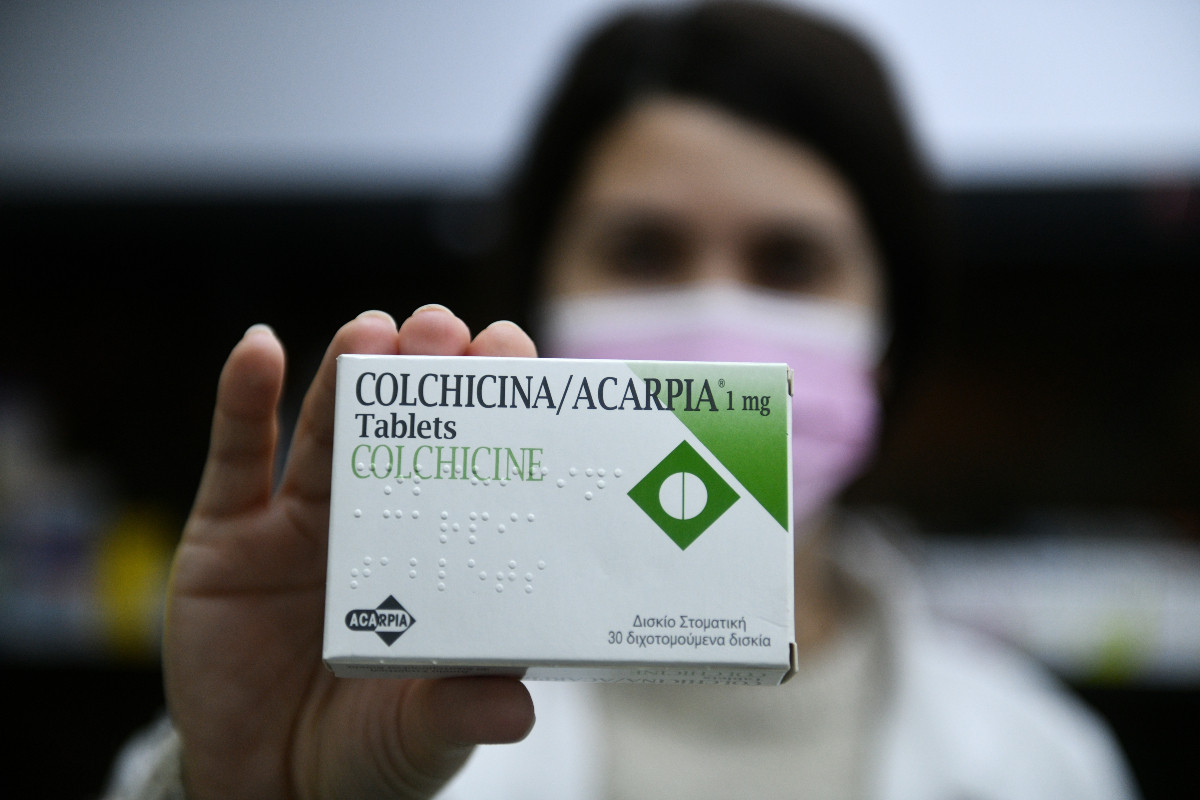 Υπουργείο Υγείας: 29,5 εκατομμύρια ευρώ για την αναποτελεσματική Ρεμδεσιβίρη – Ούτε 100.000 για την Κολχικίνη