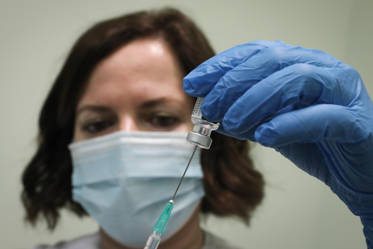 TVXS PODCAST: Εμβόλια υπάρχουν για τους κολλητούς