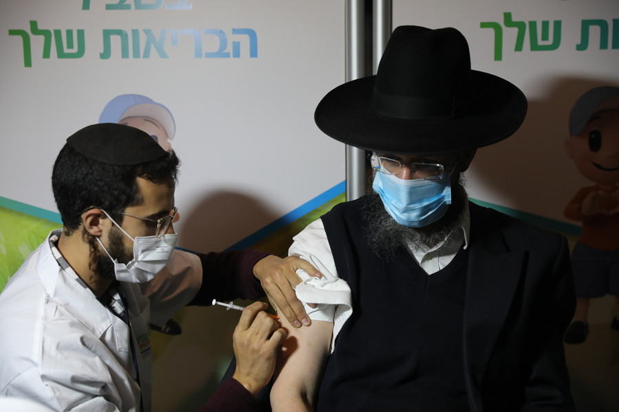Ισραήλ: Τα θετικά αποτελέσματα των εμβολιασμών και το «Απαρτχάιντ» πίσω από το success story