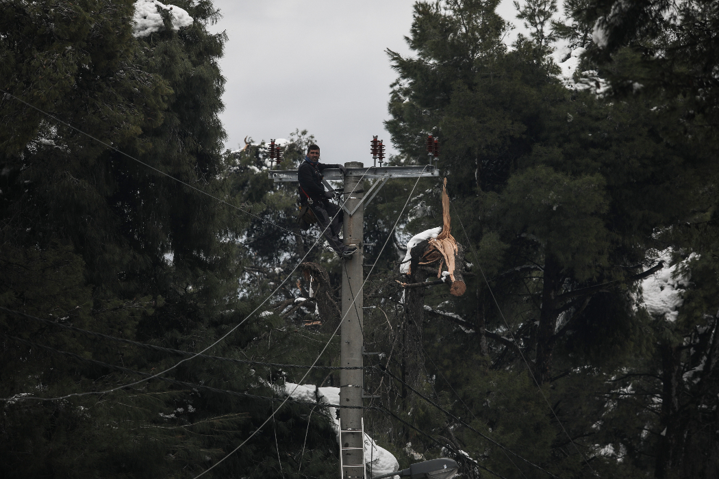 Έκπτωση 10% σε όσους έμειναν χωρίς ρεύμα από τη ΔΕΗ