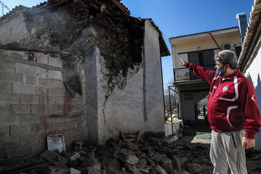 Ακατάλληλα δύο στα τρία σπίτια από τον σεισμό στην Ελασσόνα