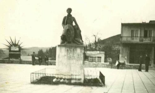 Άγαλμα της Φρειδερίκης θέλει ο δήμαρχος Κόνιτσας
