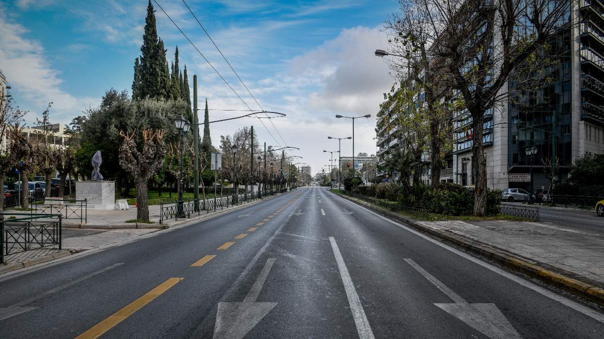 Ασκήσεις υψηλού κινδύνου: Από το ερμητικό lockdown στο ολικό άνοιγμα του τουρισμού