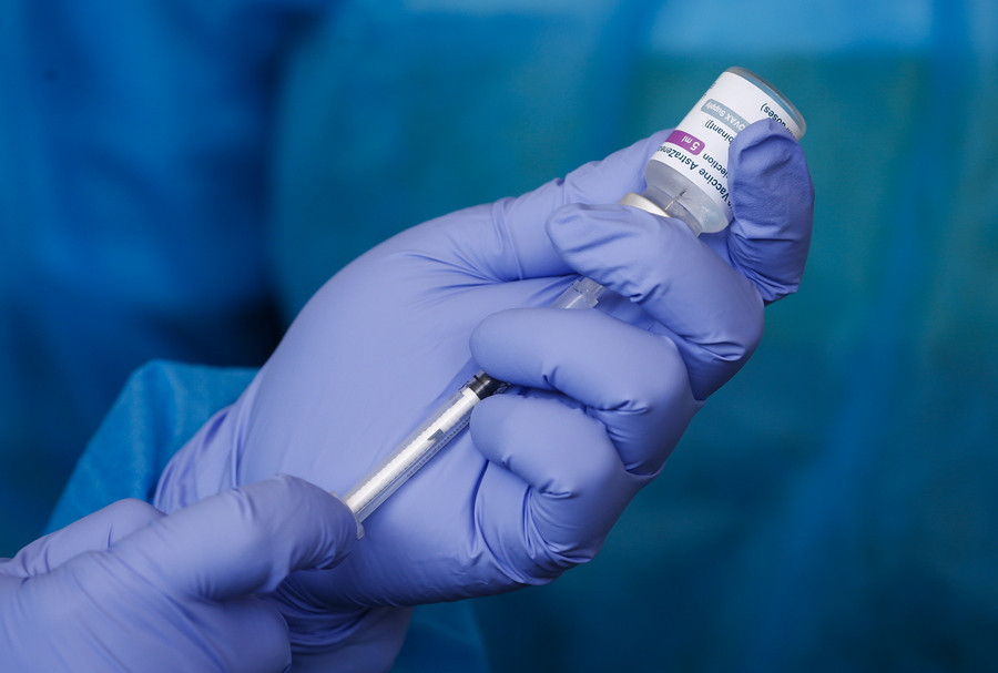 Η Astrazeneca μειώνει κατά 25% την προμήθεια εμβολίων στην ΕΕ