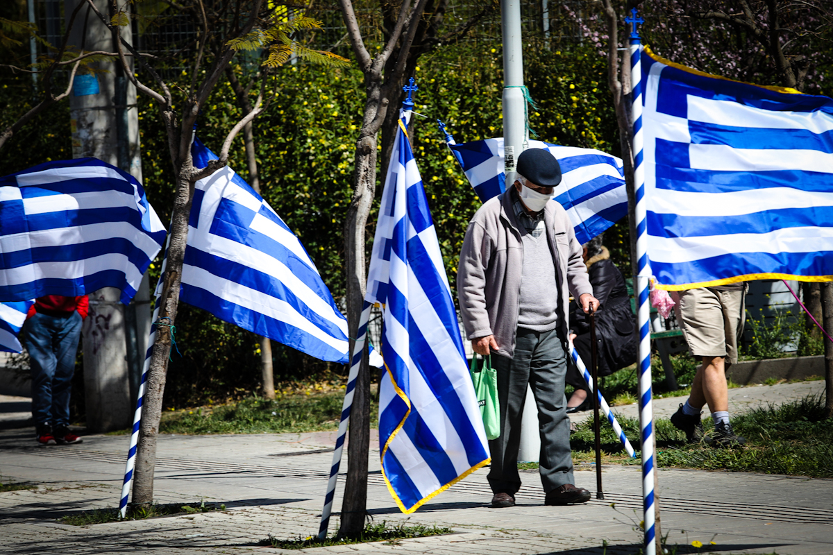 Το τρίτο κύμα φέρνει τρικυμία στην κυβέρνηση