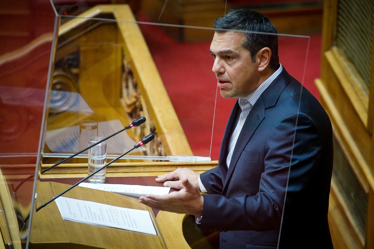 Παρέμβαση Τσίπρα στη Βουλή: Σφοδρά πυρά για πανδημία, CISCO, Πειραιώς και Ελληνικό