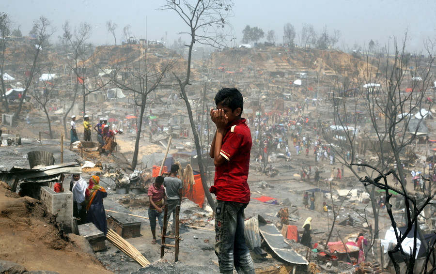 Φόβοι για εκατόμβη νεκρών μετά από φωτιά σε καταυλισμό στο Μπαγκλαντές