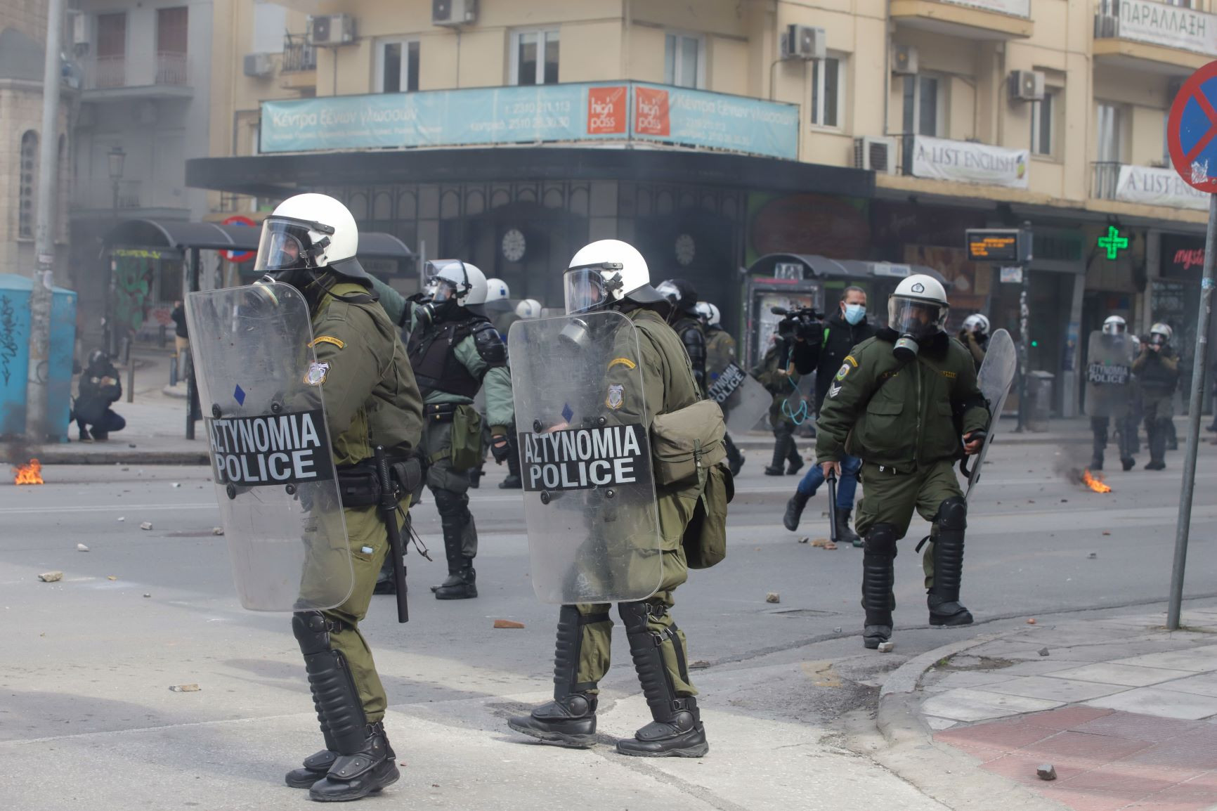 Επιστολή εκατοντάδων Ελλήνων,  κατοίκων του εξωτερικού, ενάντια στην αστυνομοκρατία