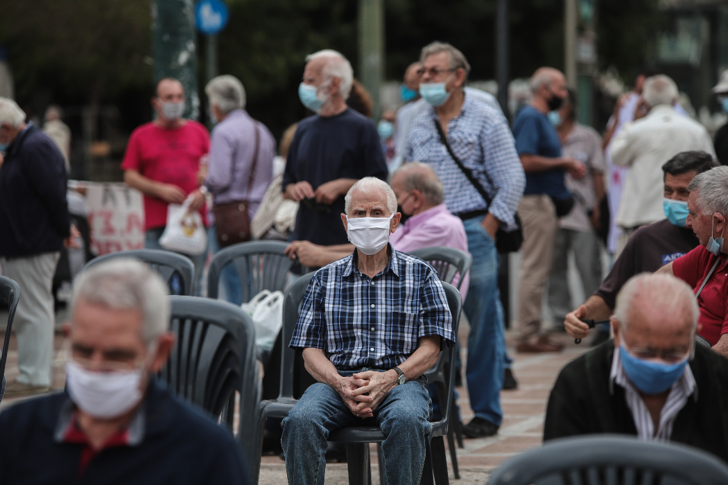 Το υπ. Εργασίας βάζει δικηγόρους και λογιστές στον παιχνίδι της έκδοσης συντάξεων με το … αζημίωτο