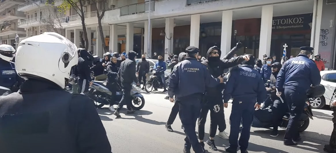 Θεσσαλονίκη: Επίθεση ακροδεξιών με πέτρες σε αυτοδιαχειριζόμενο χώρο [Βίντεο]