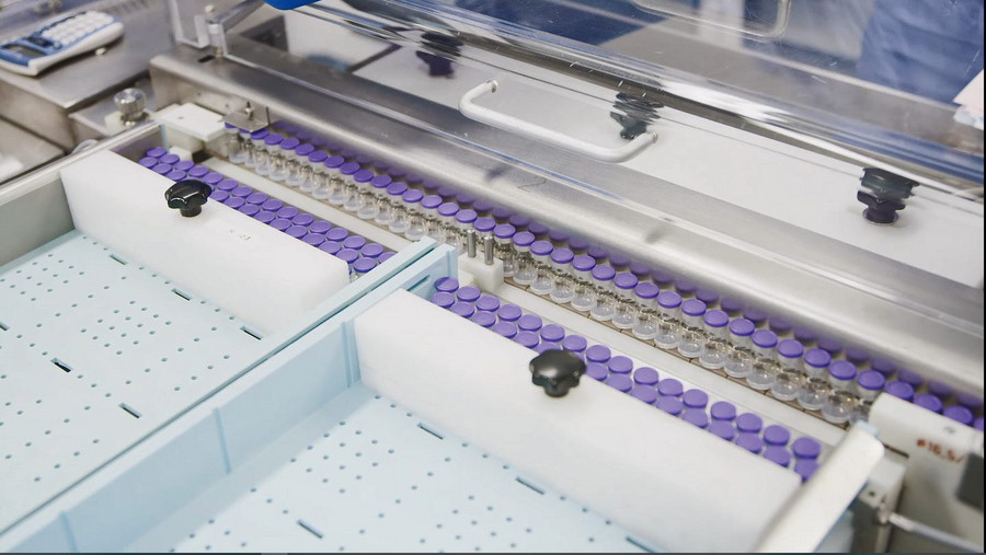 Ευρωπαϊκό «πράσινο φως» για τρια νέα εργοστάσια παραγωγής εμβολίων – Ποιες εταιρίες αφορούν