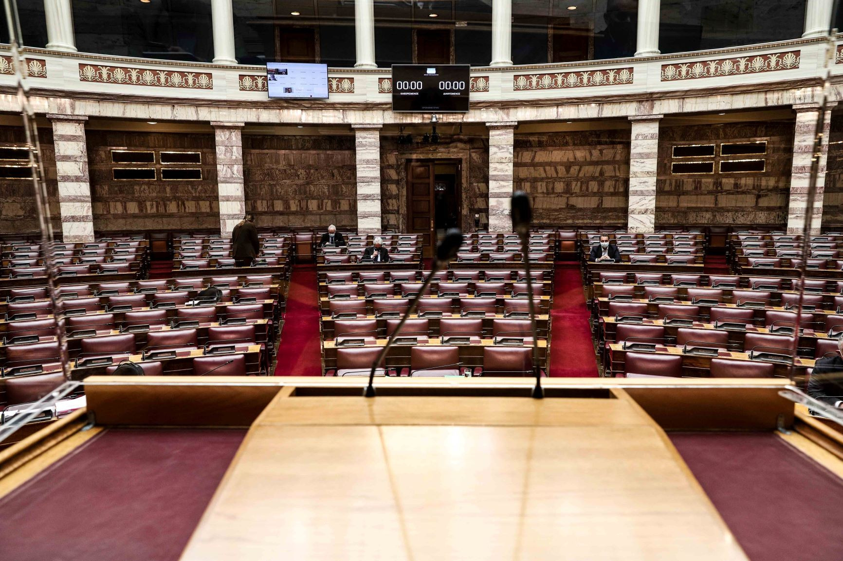 «Να κληθούν στη Βουλή οι εκπρόσωποι του Facebook στην Ελλάδα»