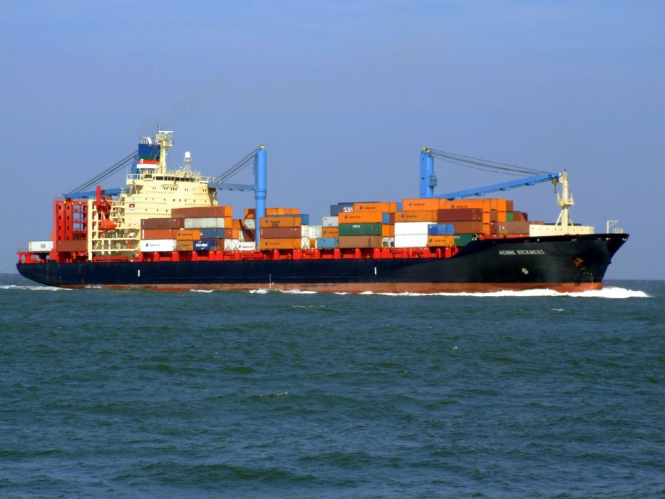 Επίθεση σε πλοίο ισραηλινής εταιρείας στα Ηνωμένα Αραβικά Εμιράτα