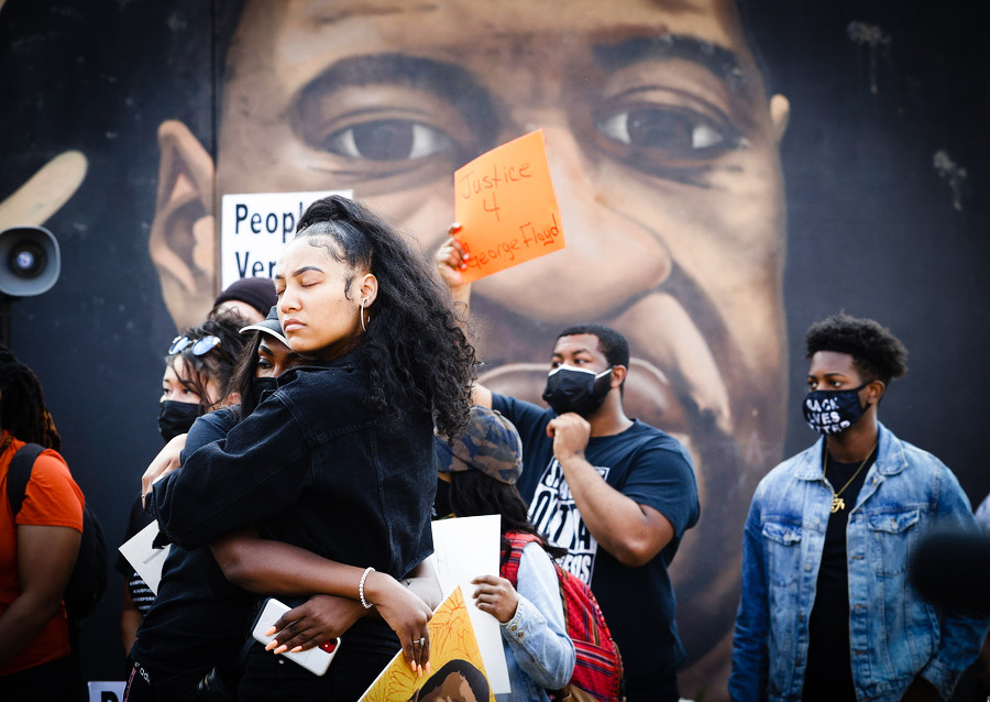 Black Lives take a breath: Η δικαιοσύνη για τον Φλόιντ μόλις ξεκίνησε