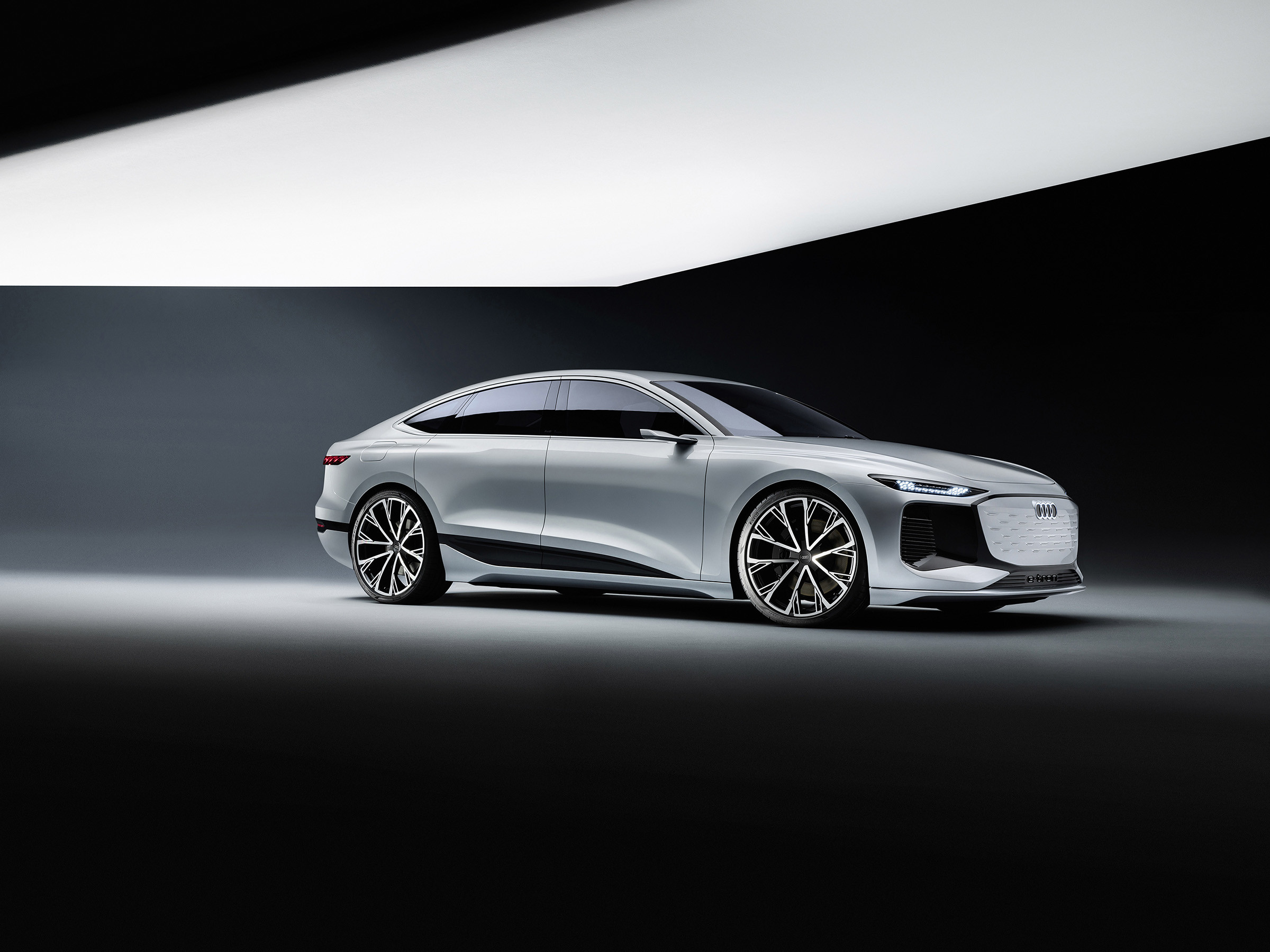 Audi A6 e-tron concept: η επόμενη ηλεκτρική επανάσταση