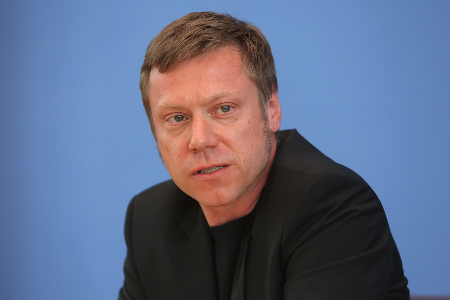 Ο Γερμανός συμπρόεδρος της Ευρωπαϊκής Αριστεράς στο tvxs.gr: Είναι καθήκον μας να σταθούμε απέναντι στην «προσέγγιση Σόιμπλε»
