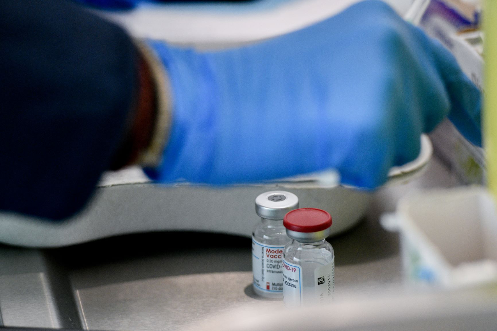 ΟΗΕ: Έκκληση να διπλασιαστεί η παγκόσμια παραγωγή εμβολίων κατά της Covid-19