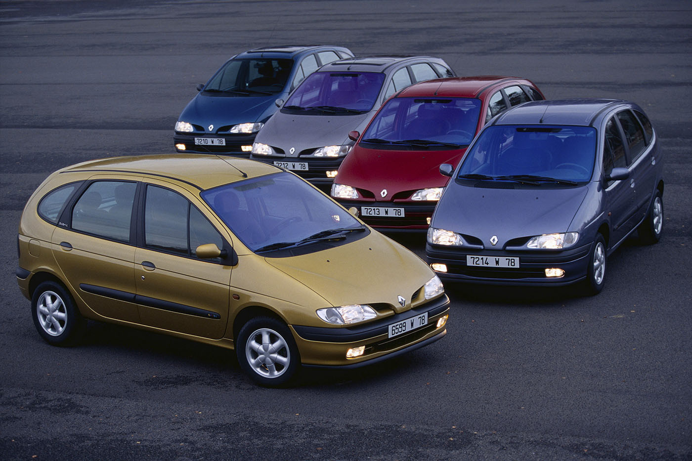 Renault Scenic: πολυμορφική εφεύρεση και επανεφεύερεση