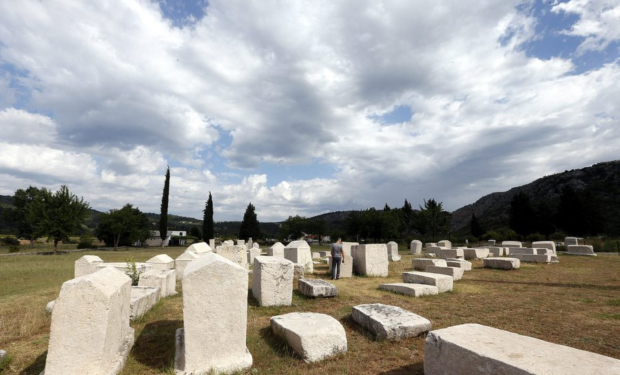 Stećci: Οι αινιγματικές νεκροπόλεις της Βοσνίας
