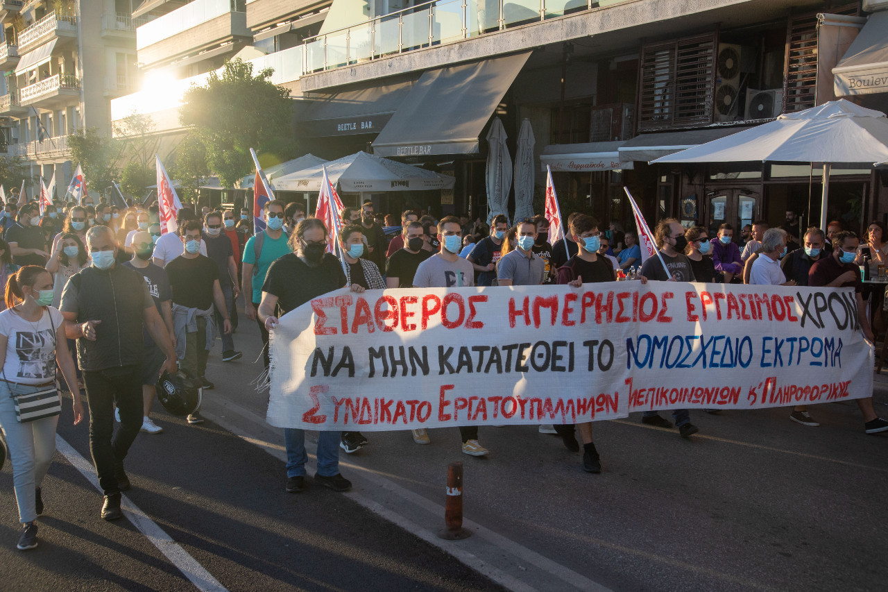 Συλλαλητήρια σε Αθήνα – Θεσσαλονίκη κατά του νομοσχεδίου Χατζηδάκη