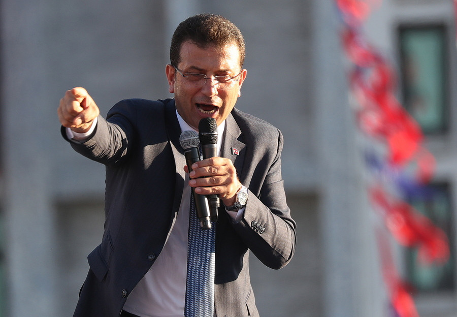 Με φυλάκιση για «προσβολή αξιωματούχων» απειλείται ο δήμαρχος Κωνσταντινούπολης, Εκρέμ Ιμάμογλου