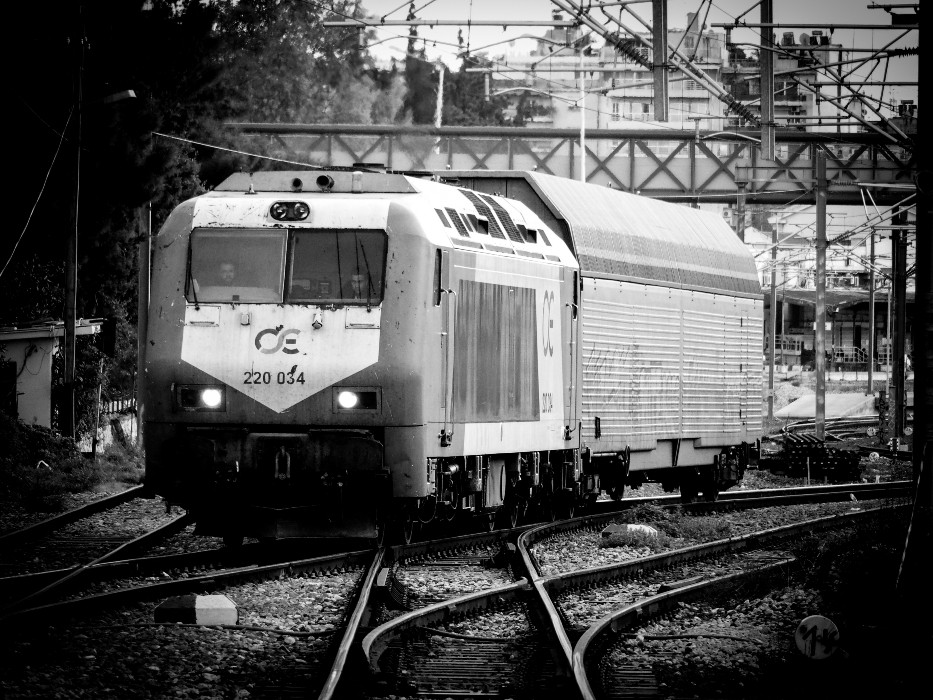 Το τρένο ξανασφυρίζει στη Θράκη: Παρωδία οι ταχύτητες που επιστρέφουν στο… 1950!