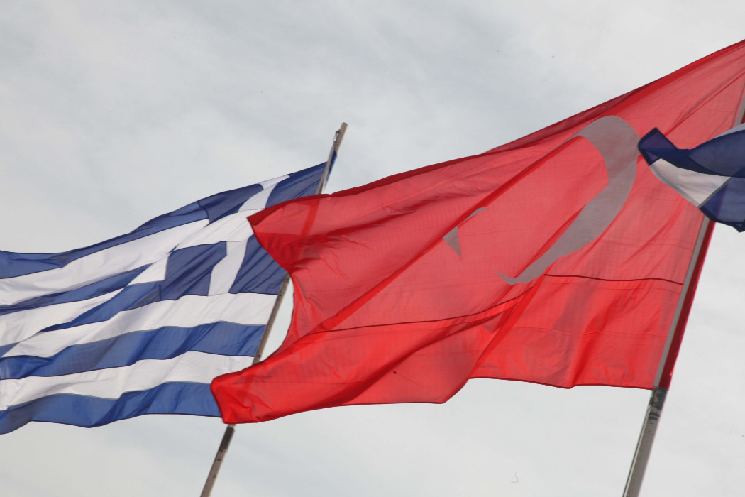 Ελληνο-τουρκικές σχέσεις: Ποιον εξυπηρετεί η προσωρινή «ανακωχή»;