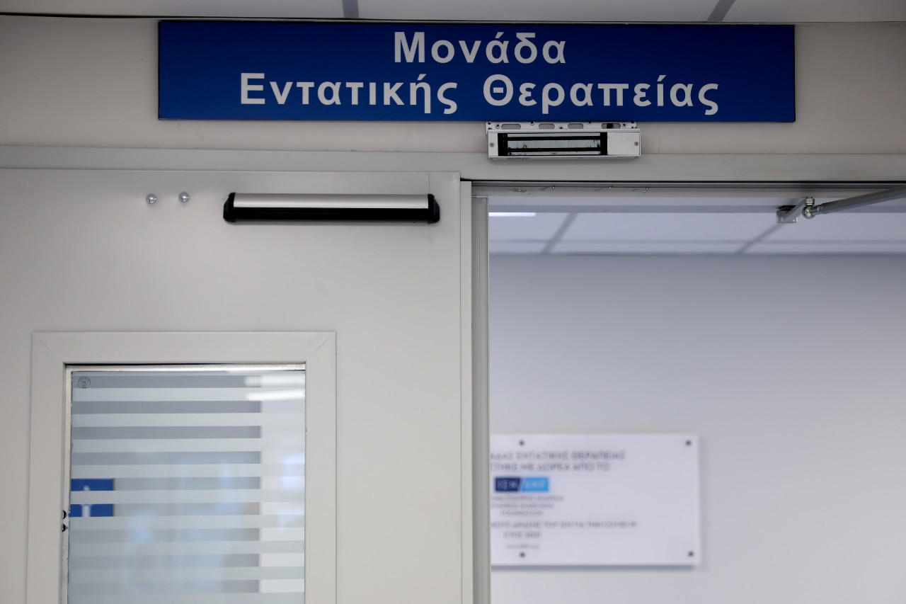 Με συμπτώματα κορονοϊού μπήκε στην Ελλάδα ο Ρώσος που νοσηλεύεται στο «Παπανικολάου»