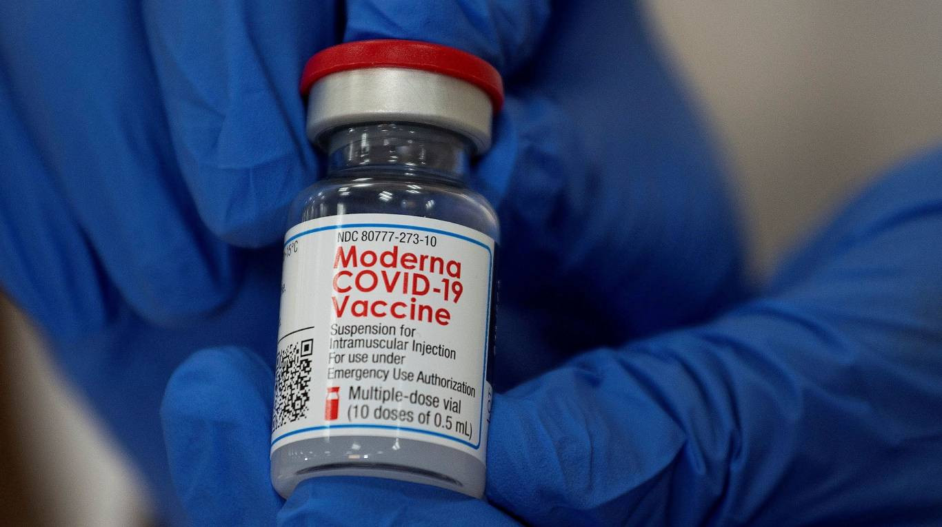 Η Moderna ζήτησε από τον EMA την έγκριση του εμβολίου της για χρήση από εφήβους