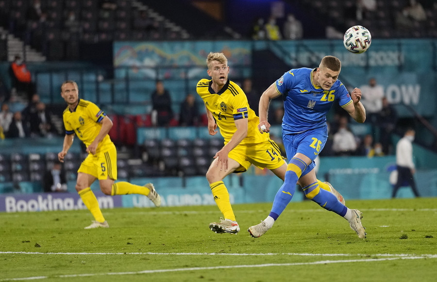 Η Ουκρανία στα προημιτελικά, στην εκπνοή της παράτασης 2-1 τη Σουηδία [Βίντεο]