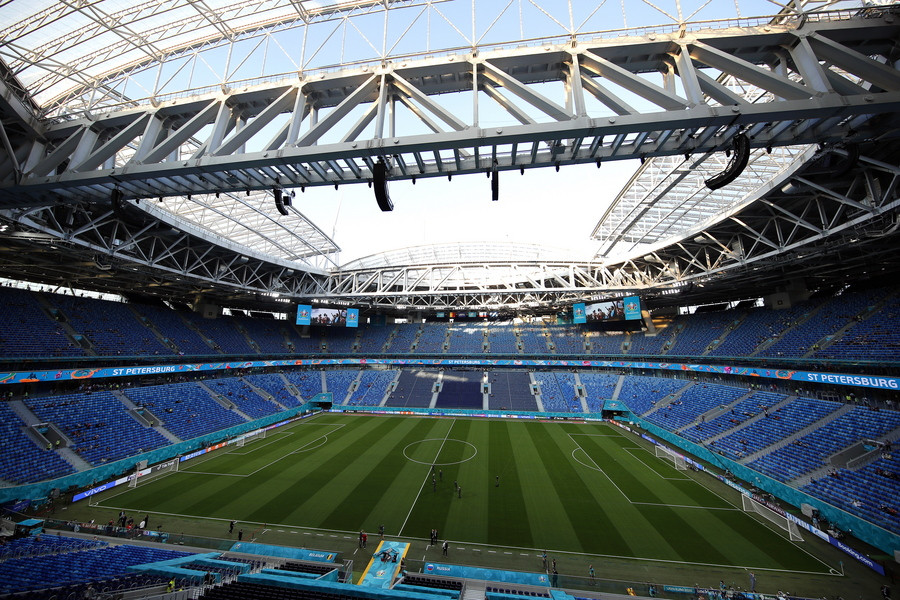 Η UEFA ανακοίνωσε τις έδρες των τελικών Champions και Europa League ως το 2025