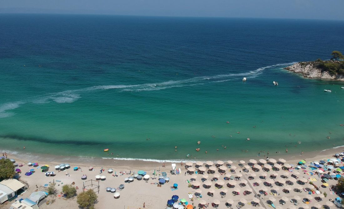Μετά τις μέδουσες το φαινόμενο του ευτροφισμού στις παραλίες της Χαλκιδικής