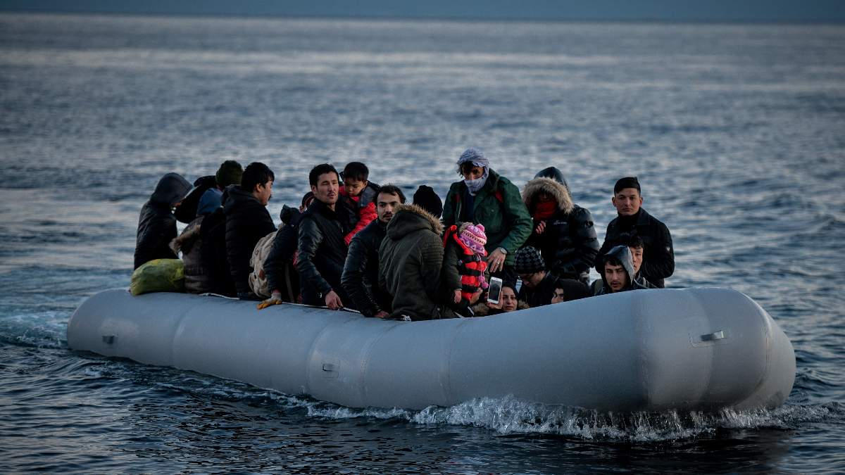 Ναυάγιο με αγνοούμενους πρόσφυγες στα ανοιχτά της Λέσβου