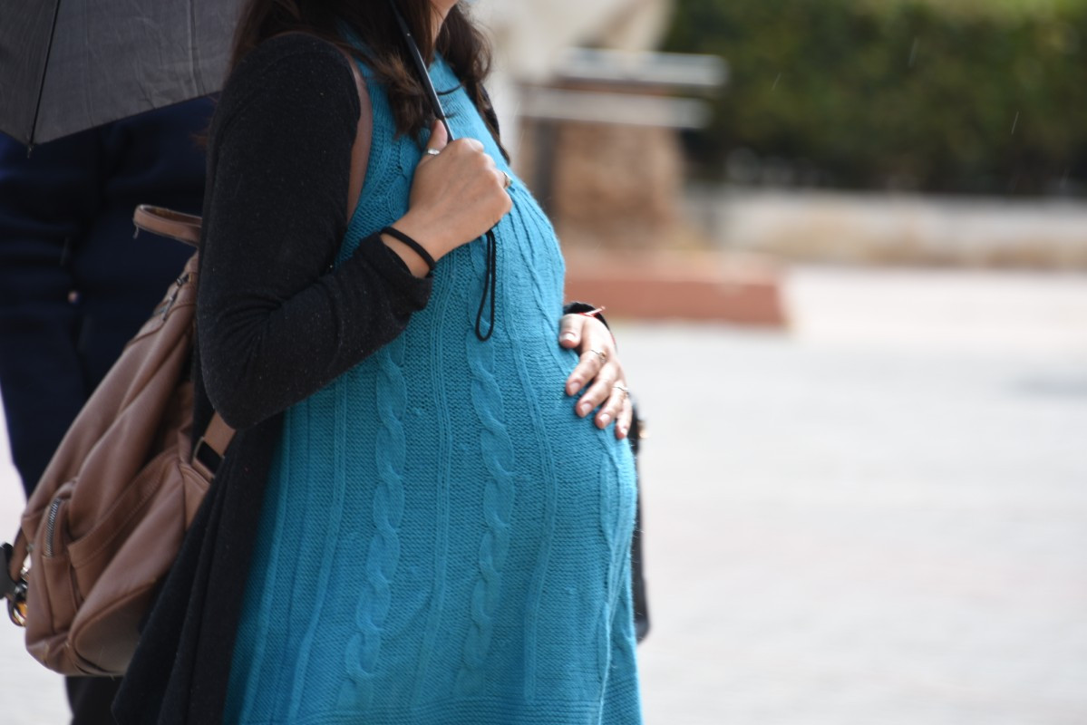 CDC: Τα εμβόλια κατά του κορονοϊού είναι ασφαλή για τις εγκύους