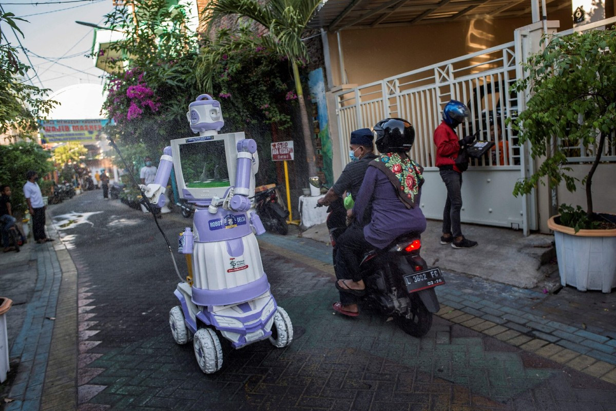 Ινδονησία: ένα ρομπότ για τους ασθενείς με covid