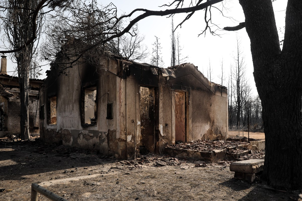 330 επικίνδυνες κατοικίες μέχρι στιγμής λόγω των πυρκαγιών